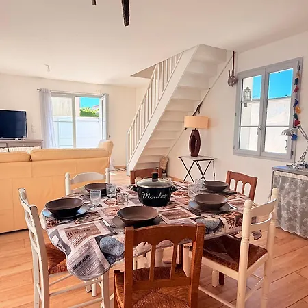 Maison Spacieuse Proche Plage, 7 Pers., Parking Privatif - Fr-1-778-54 Vakantiehuis